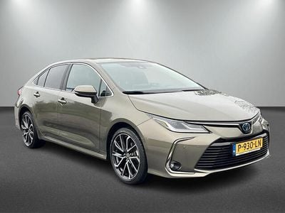 (metallic) Occasion 2022 Toyota Corolla Executive Sedan | € 24.401 (Goede deal)