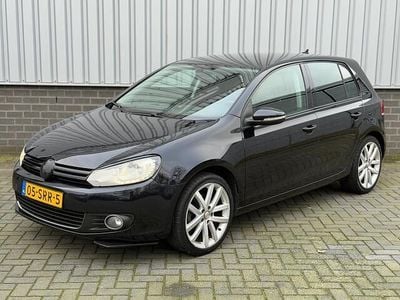 Zwart Gebruikt 2011 VW Golf VI Highline Hatchback | € 6.249 (Eerlijke prijs)