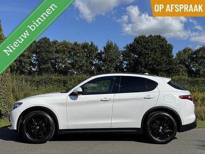 Wit Gebruikt 2018 Alfa Romeo Stelvio Veloce SUV | € 28.950 (Eerlijke prijs)