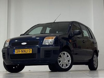 Blauw Gebruikt 2010 Ford Fusion Cool & Sound Edition MPV | € 2.944 (Eerlijke prijs)