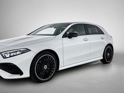 Blauw Occasion 2020 Toyota Yaris Edition Hatchback | € 20.945 (Eerlijke prijs)