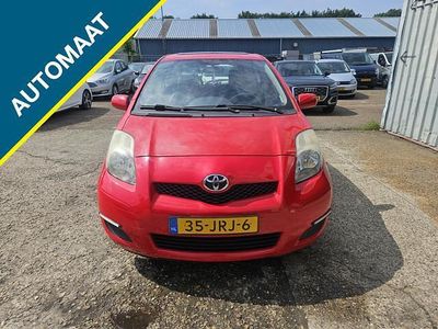 Rood Gebruikt 2009 Toyota Yaris Hatchback | € 4.950 (Eerlijke prijs)