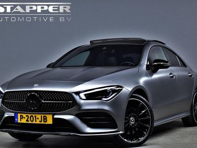 Grijs Gebruikt 2022 Mercedes CLA250e AMG line Sedan | € 36.995 (Iets duurder)