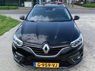 Zwart Gebruikt 2019 Renault Mégane GrandTour LIMITED Stationwagen | € 12.000 (Goede deal)