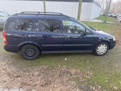 Blauw Gebruikt 2000 Opel Astra Club Stationwagen | € 750 (Goede deal)
