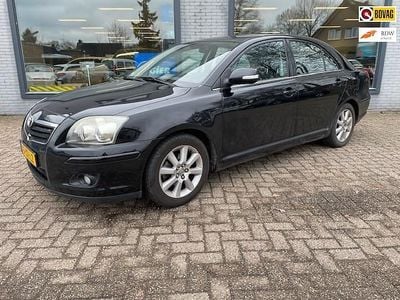 Occasion Toyota Avensis Luna 129 PK (94 kW) 2007 Zwart Hatchback