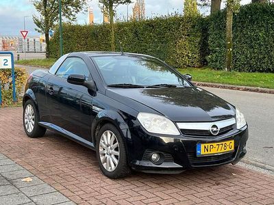 Zwart Occasion 2005 Opel Tigra Enjoy Cabriolet | € 2.250 (Eerlijke prijs)