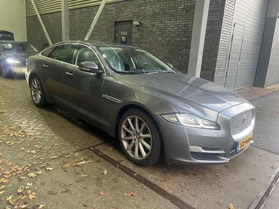 Grijs Gebruikt 2018 Jaguar XJ Premium Luxury Sedan | € 27.700