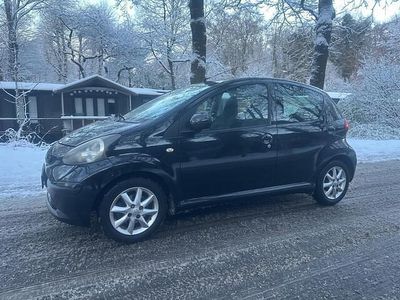 Zwart Gebruikt 2006 Toyota Aygo Hatchback | € 2.150 (Eerlijke prijs)