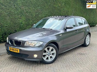 Grijs Gebruikt 2005 BMW 116 Executive Hatchback | € 5.250 (Iets duurder)