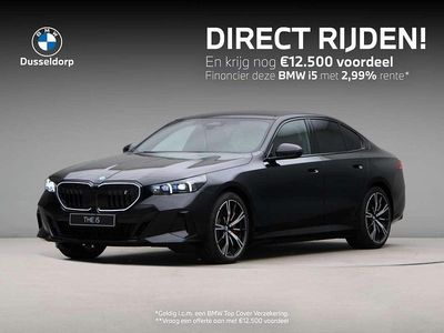 Zwart Nieuw 2025 BMW i5 M Sport Sedan | € 82.672 (Goede deal)
