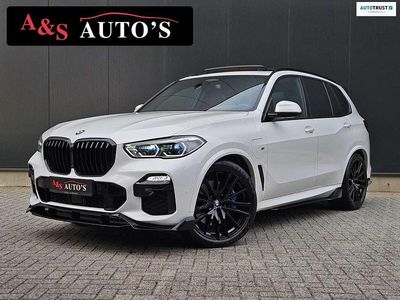 Wit (metallic) Occasion 2020 BMW X5 M Sport SUV | € 57.950 (Iets duurder)