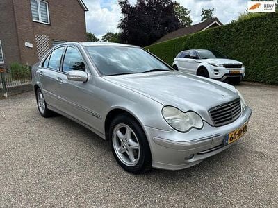 Mercedes C200