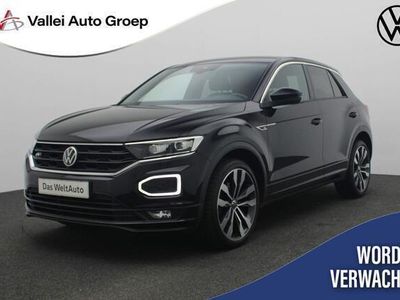 tweedehands VW T-Roc 1.5 TSI 150PK DSG Sport Business R | Stuur-/stoelverwarming | ACC | Camera | Navi