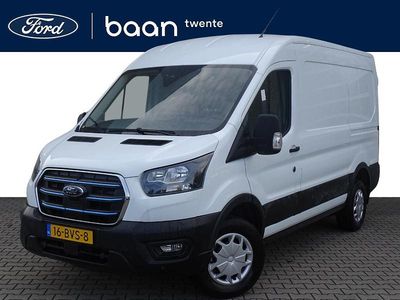 Wit Gebruikt 2023 Ford E-Transit Trend Van | € 33.850 (Eerlijke prijs)
