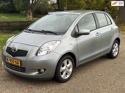 Groen Gebruikt 2006 Toyota Yaris Terra Hatchback | € 3.499 (Eerlijke prijs)