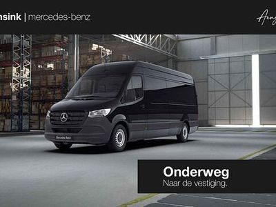 Zwart Gebruikt 2024 Mercedes Sprinter Van | € 36.850 (Goede deal)