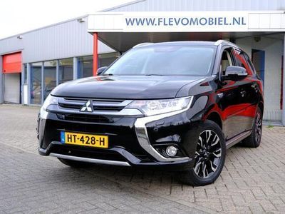 tweedehands Mitsubishi Outlander 2.0 PHEV instyle+ Aut. Leder|Pano|Navi|LED|Cam