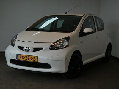 tweedehands Toyota Aygo 1.0-12V