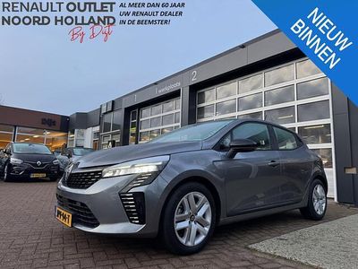 Grijs Gebruikt 2025 Renault Clio V Evolution Hatchback | € 19.390 (Eerlijke prijs)