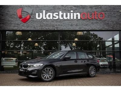 BMW 330e