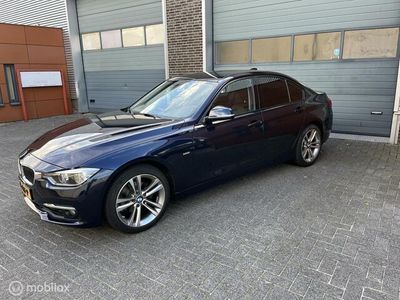 tweedehands BMW 320 3-SERIE i Luxury