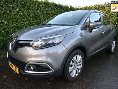 Grijs Gebruikt 2013 Renault Captur Expression SUV | € 7.950 (Iets duurder)