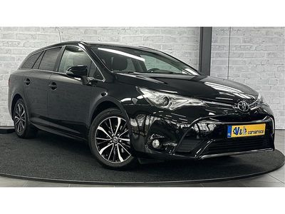 Zwart Gebruikt 2018 Toyota Avensis Stationwagen | € 21.425 (Eerlijke prijs)