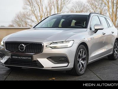 Grijs Occasion 2022 Volvo V60 Core Stationwagen | € 32.995 (Eerlijke prijs)
