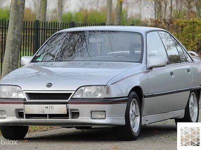 Grijs Gebruikt 1987 Opel Omega Sedan | € 16.950