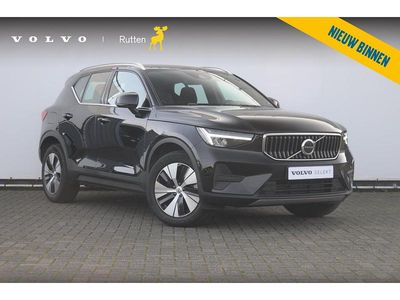 Zwart Occasion 2022 Volvo XC40 Core SUV | € 35.840 (Eerlijke prijs)