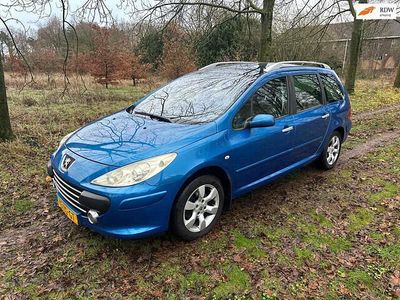 Blauw Gebruikt 2008 Peugeot 307 Premium Stationwagen | € 1.750 (Iets duurder)