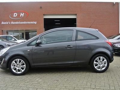 tweedehands Opel Corsa 1.2-16V Anniversary Edition airco apk 26-02-2025 inruil mogelijk nap