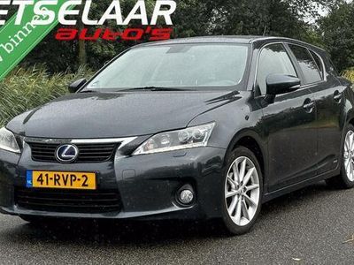 Lexus CT200h