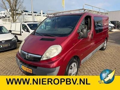 Rood Occasion 2009 Opel Vivaro MPV | € 4.500 (Eerlijke prijs)