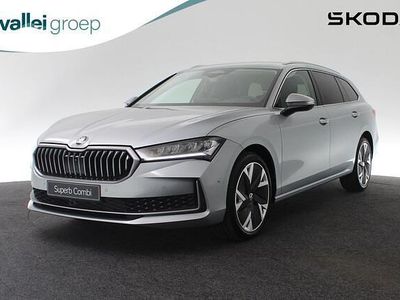 Grijs Nieuw 2025 Skoda Superb Business Line Stationwagen | € 42.990 (Eerlijke prijs)