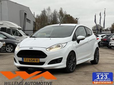 Occasion Ford Fiesta ST-Line 101 PK (74 kW) 2016 Wit Hatchback