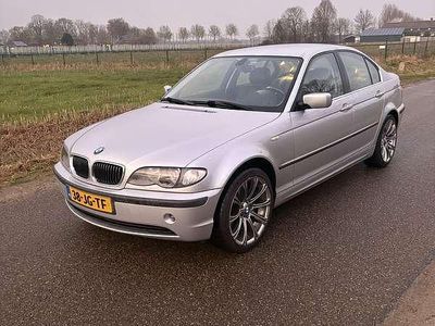 Grijs Occasion 2002 BMW 325 Executive Sedan | € 9.750 (Duur)