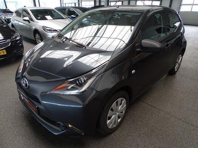 Occasion Toyota Aygo 69 PK (50 kW) 2018 Grijs Hatchback