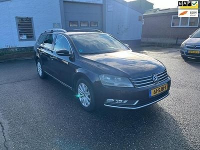 Zwart Occasion 2011 VW Passat Comfortline Stationwagen | € 4.399 (Eerlijke prijs)