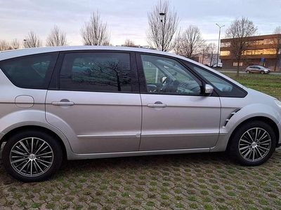 Zilver Gebruikt 2007 Ford S-MAX S MPV | € 2.950 (Iets duurder)