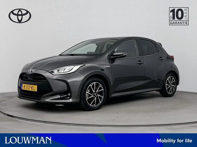 Occasion Toyota Yaris Hybrid 116 PK (85 kW) 2021 Grijs Hatchback