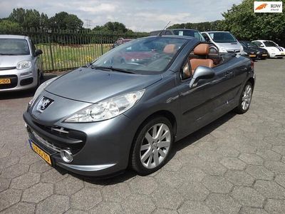 Grijs Gebruikt 2008 Peugeot 207 CC Cabriolet | € 4.450 (Iets duurder)