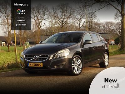 Grijs Occasion 2012 Volvo V60 Kinetic Stationwagen | € 7.660 (Eerlijke prijs)