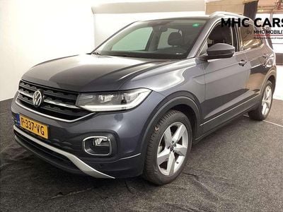 Grijs Gebruikt 2022 VW T-Cross Style SUV | € 19.900 (Goede deal)