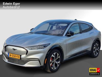 Grijs Gebruikt 2021 Ford Mustang Mach-E Premium SUV | € 24.945 (Super prijs)
