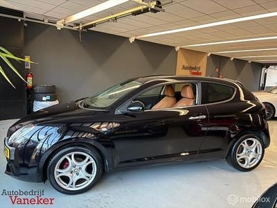 Occasion Alfa Romeo MiTo 101 PK (74 kW) 2014 Zwart (metallic) Hatchback