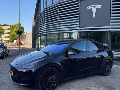 Zwart Occasion 2022 Tesla Model Y Performance SUV | € 39.999