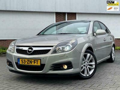 Occasion Opel Vectra GTS Executive 140 PK (102 kW) 2008 Grijs Hatchback