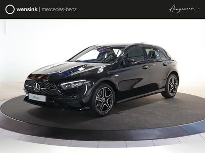 Zwart Gebruikt 2025 Mercedes A250 Business Hatchback | € 44.706 (Duur)